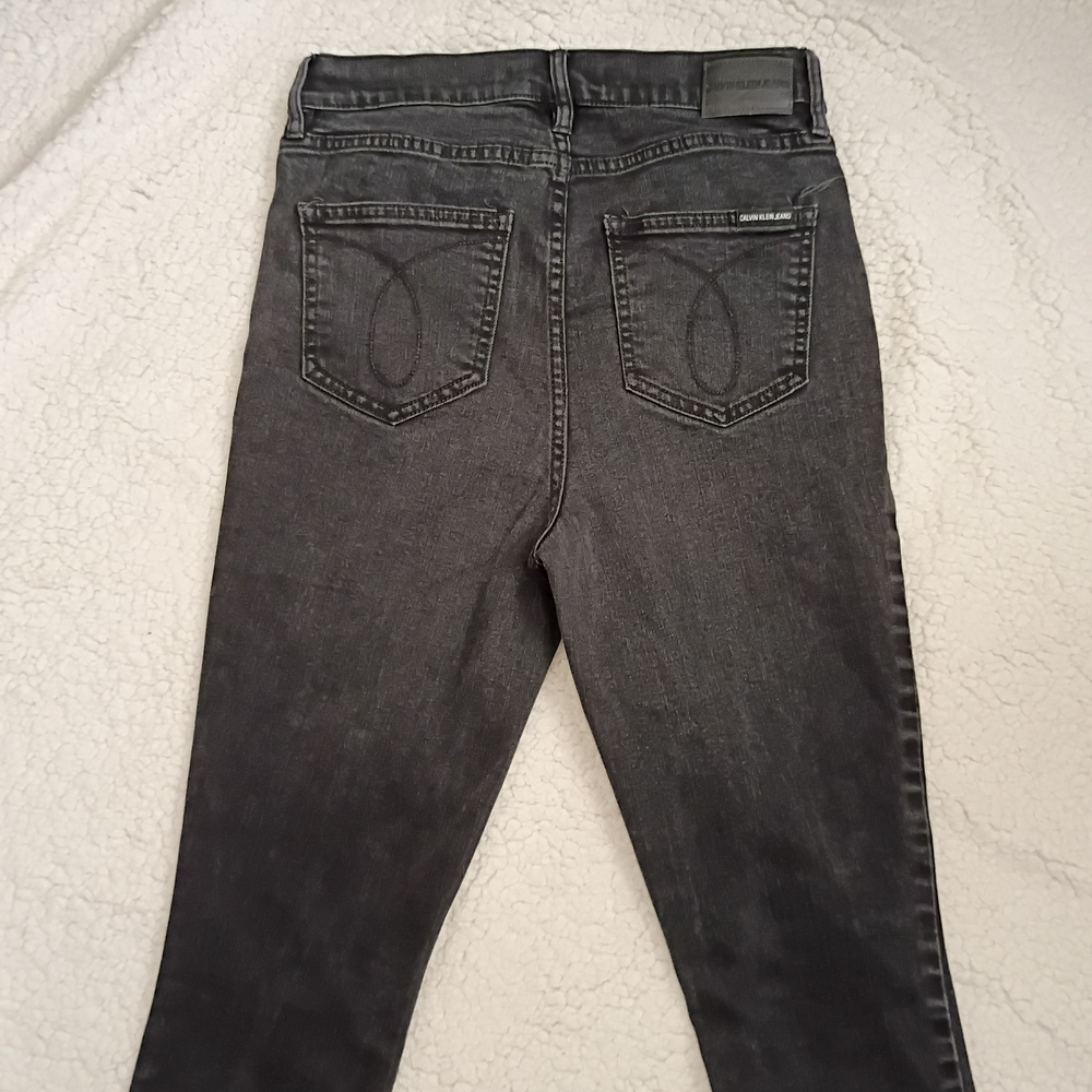Calvin Klein High Rise Button Fly Black Skinny Jeans - Picture 5 of 6